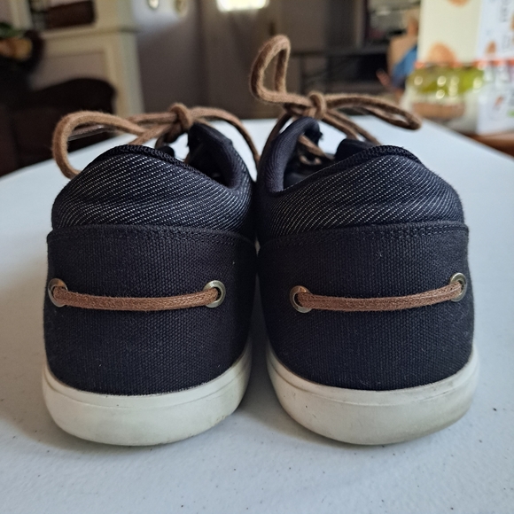 Lacoste Bayliss Vulc Shoes - Picture 4 of 7